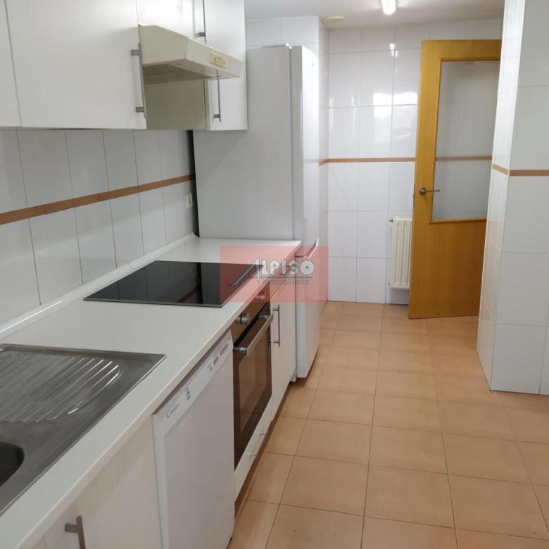 Piso en rentabilidad Urb. Residencia