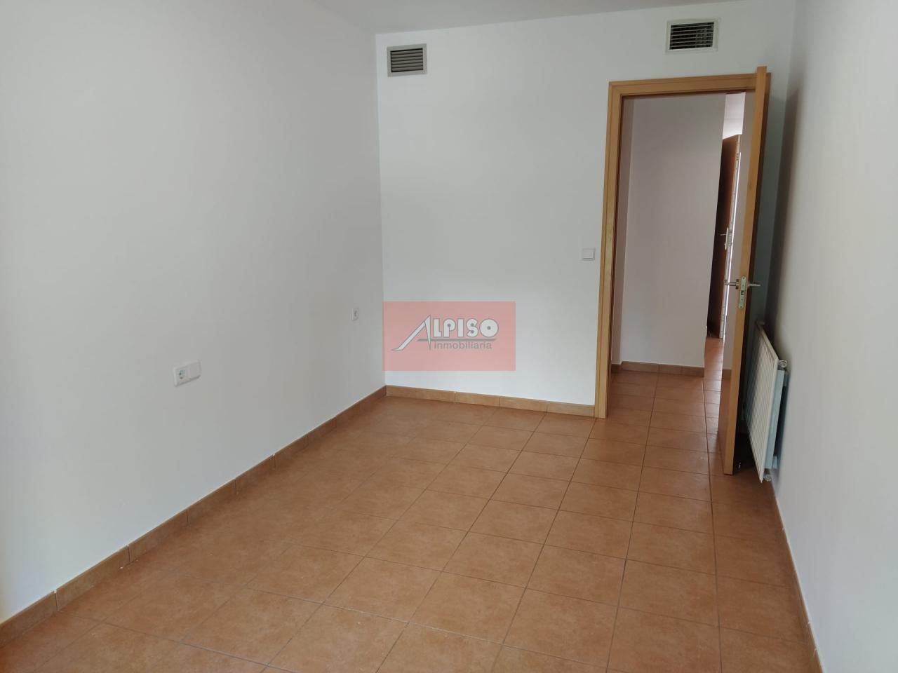 174741565947900120802_162144633277 Piso en rentabilidad Urb. Residencia