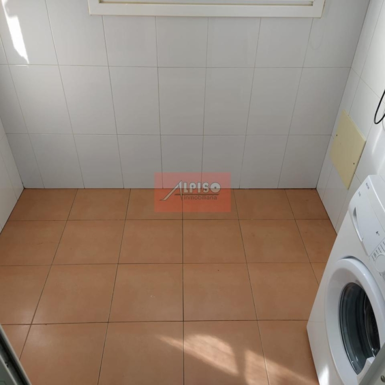 Piso en rentabilidad Urb. Residencia
