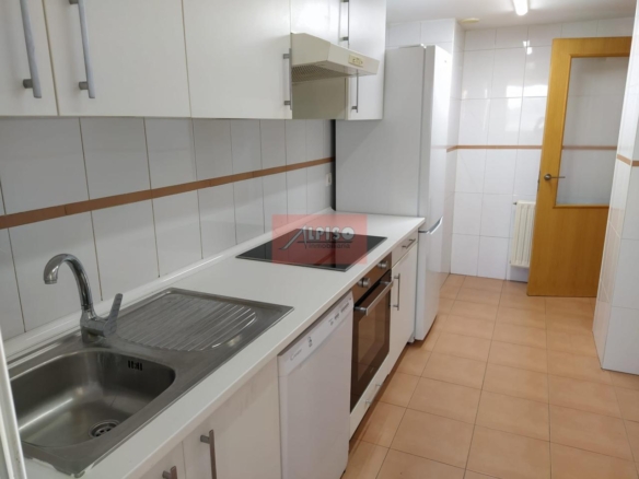 Piso en rentabilidad Urb. Residencia