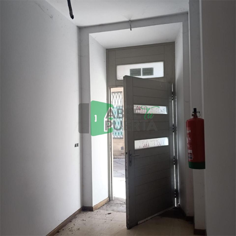174784570295600027712_174784472633 Local comercial en venta en Casco Viejo