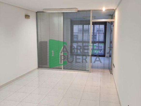 Local comercial en alquiler en Centro