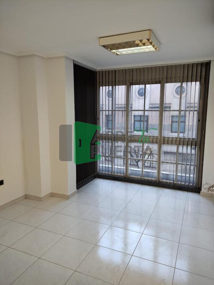 Local comercial en alquiler en Centro