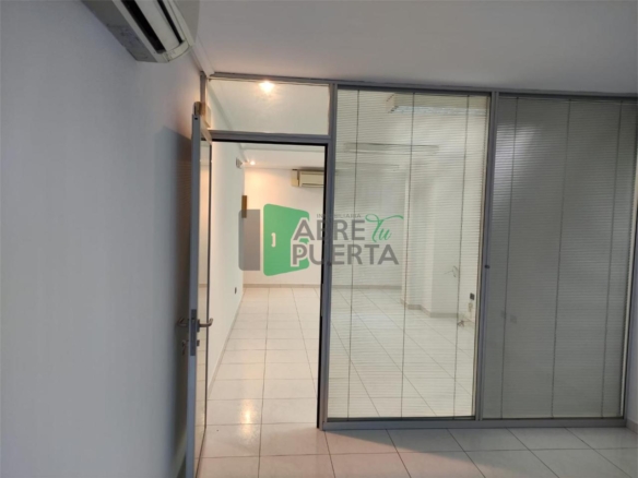 Local comercial en alquiler en Centro