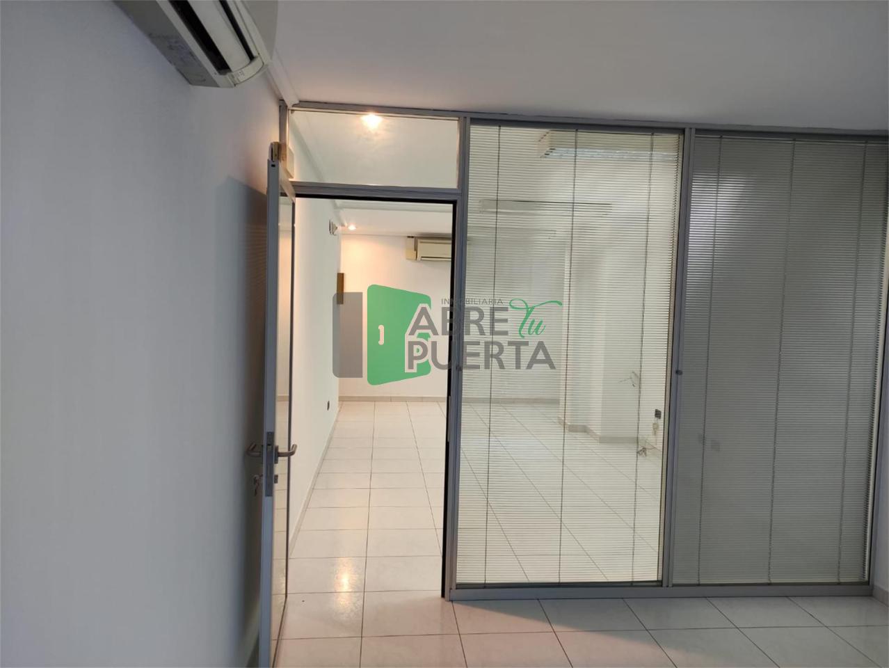 Local comercial en alquiler en Centro
