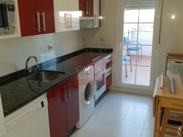 PRECIOSO ÁTICO EN VENTA EN EL PASEO DE SAN VICENTE. REF 6224