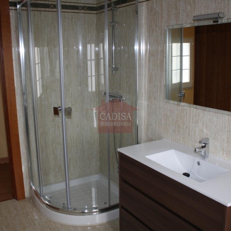PRECIOSO ÁTICO EN VENTA EN EL PASEO DE SAN VICENTE. REF 6224