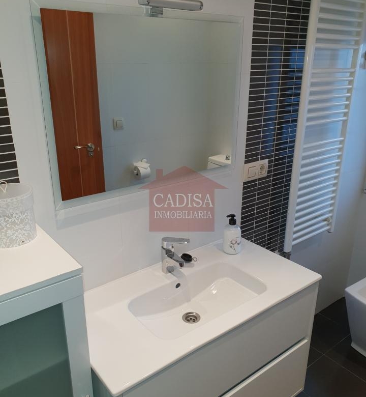 PRECIOSO ÁTICO EN VENTA EN EL PASEO DE SAN VICENTE. REF 6224
