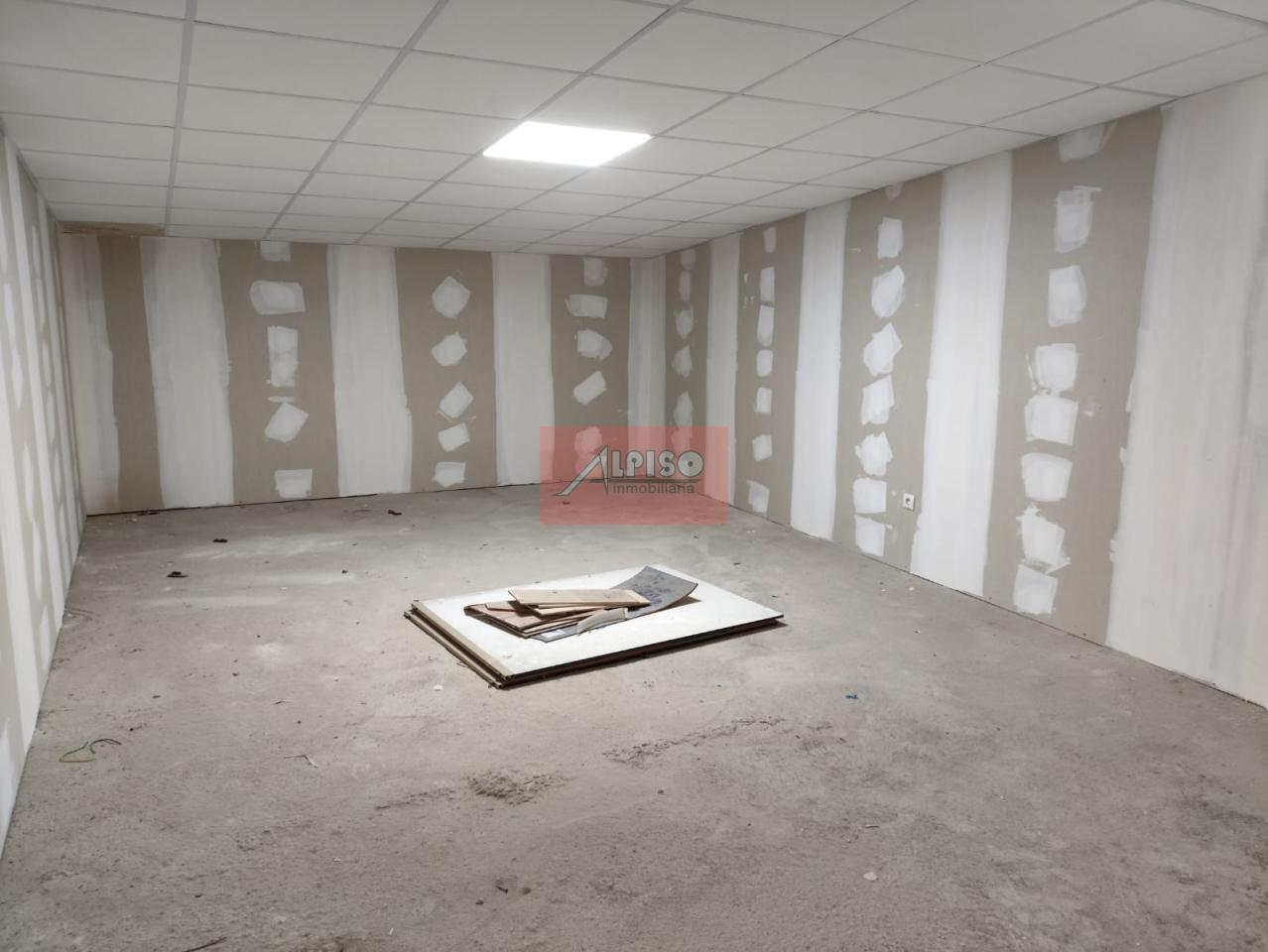 174843176189100027747_174836239896 Local Comercial en Ourense