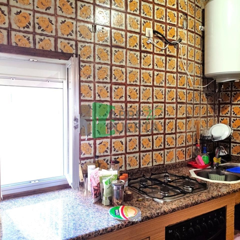 Conjunto de 3 Pisos para Reformar