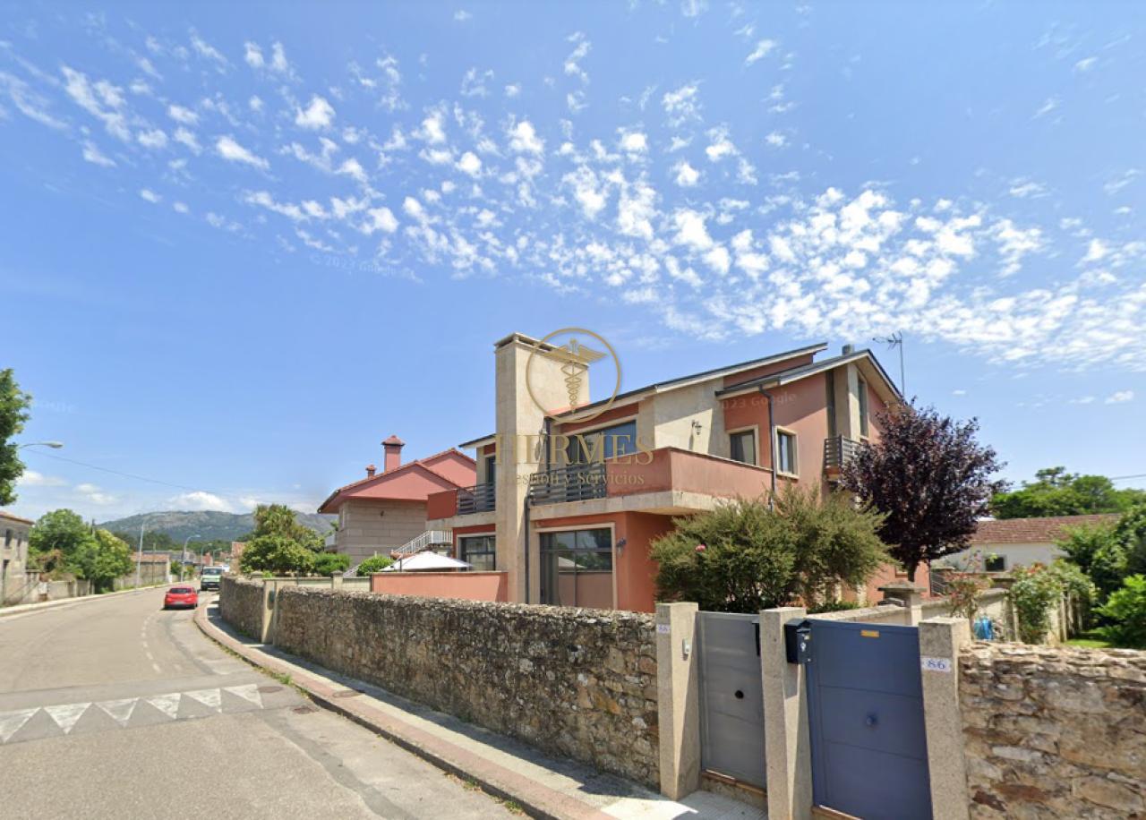 174885846492100039435_173253601780 Magnífico Adosado en Goian-Tomiño: ¡Tu Casa Ideal te Espera!