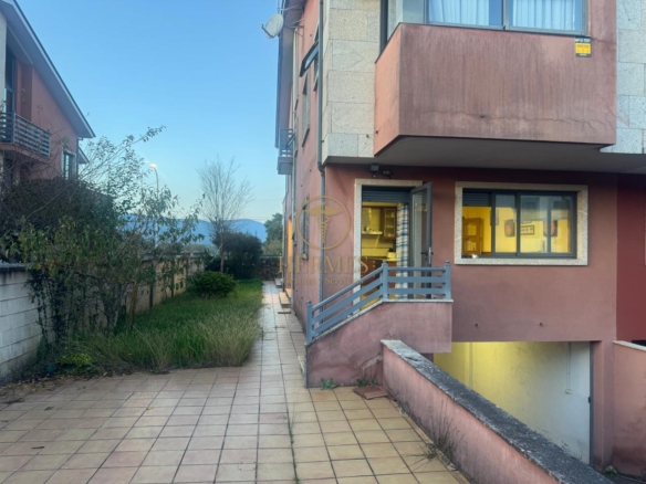 Magnífico Adosado en Goian-Tomiño: ¡Tu Casa Ideal te Espera!
