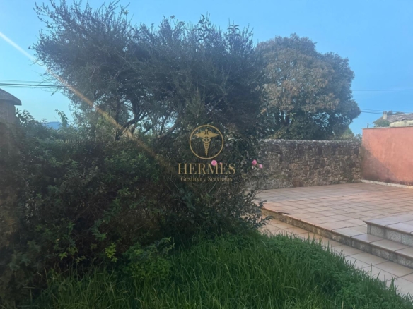Magnífico Adosado en Goian-Tomiño: ¡Tu Casa Ideal te Espera!