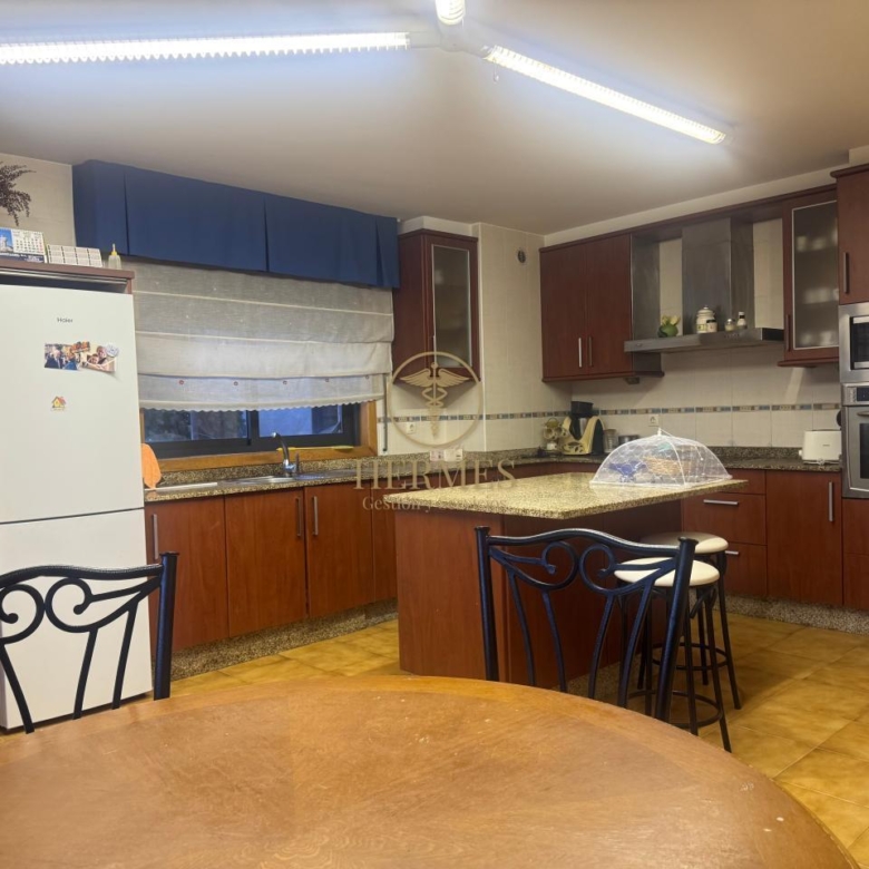 Magnífico Adosado en Goian-Tomiño: ¡Tu Casa Ideal te Espera!