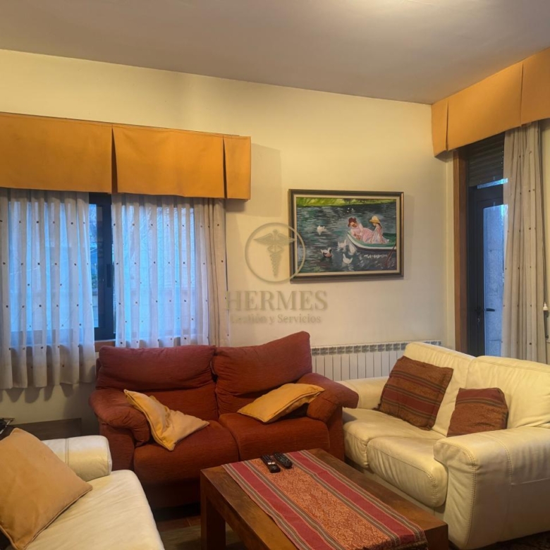 Magnífico Adosado en Goian-Tomiño: ¡Tu Casa Ideal te Espera!