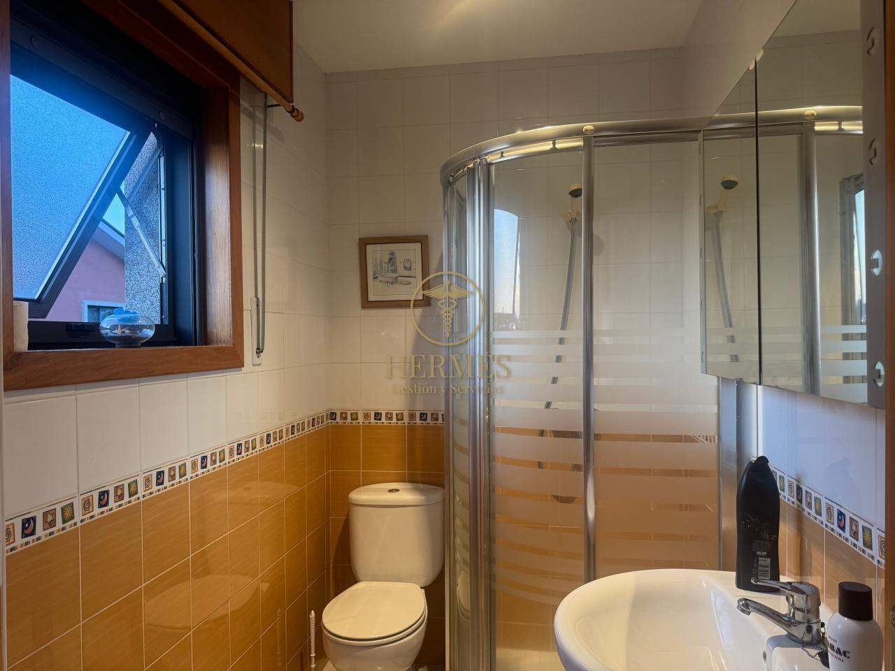174885848448000039435_173253480112 Magnífico Adosado en Goian-Tomiño: ¡Tu Casa Ideal te Espera!