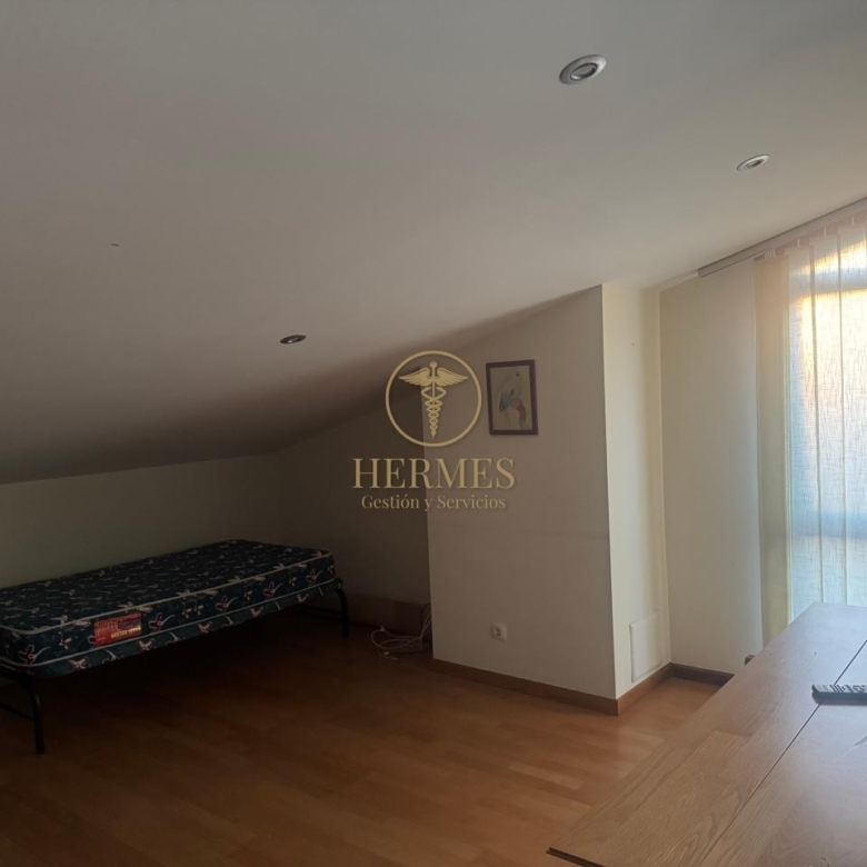 Magnífico Adosado en Goian-Tomiño: ¡Tu Casa Ideal te Espera!
