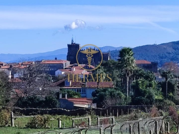 Solar en venta, a 900 m  del centro de Tui.