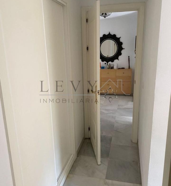 Piso en venta en Nueva Andalucia
