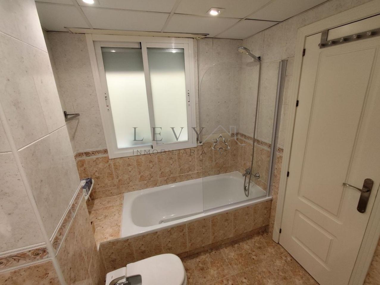 174905914412400163503_174905597224 Piso en venta en Nueva Andalucia