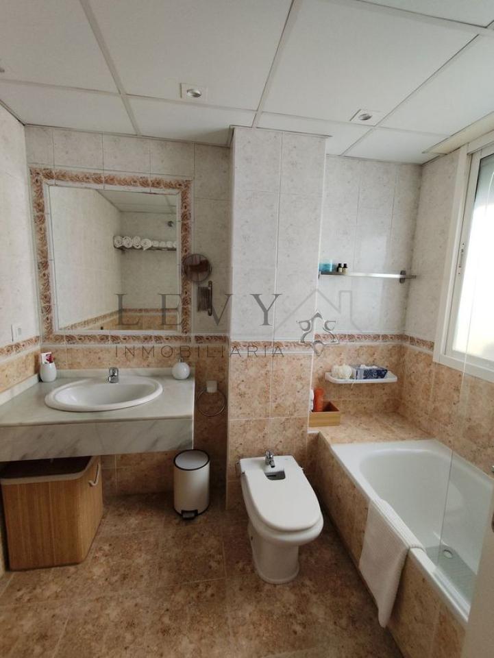 174905914623800163503_174905597463 Piso en venta en Nueva Andalucia