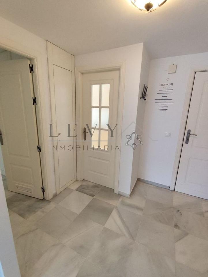 174905914817600163503_174905597789 Piso en venta en Nueva Andalucia