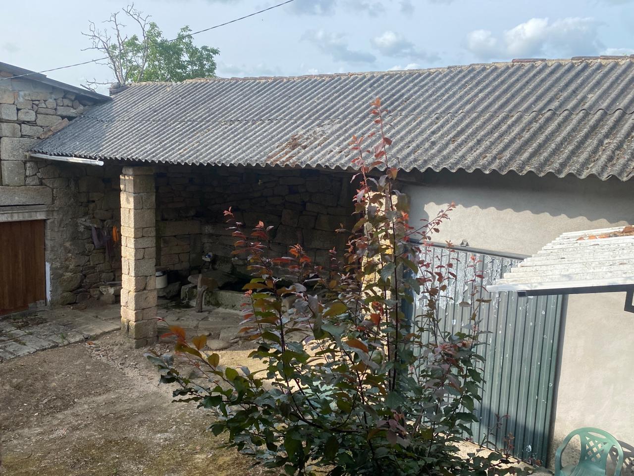 174920929516300041480_174920811275 VENTA DE CASA CON 2HA. VIÑAS