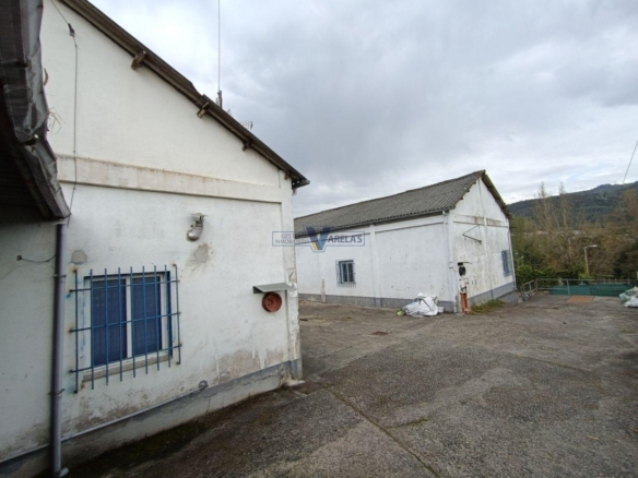 Nave Industrial en Ourense