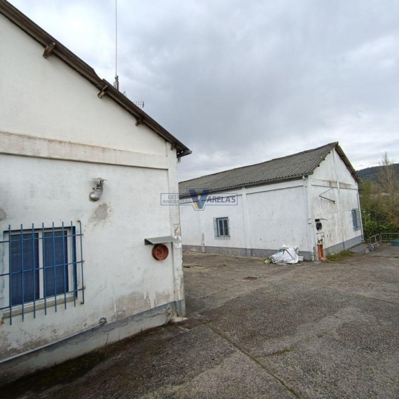 Nave Industrial en Ourense