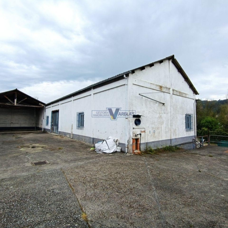 Nave Industrial en Ourense