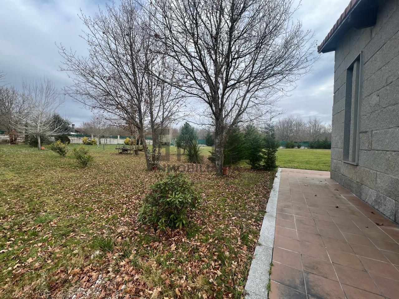 VENTA FINCA CON GALPÓN EN TAPADA DE BOUZAS