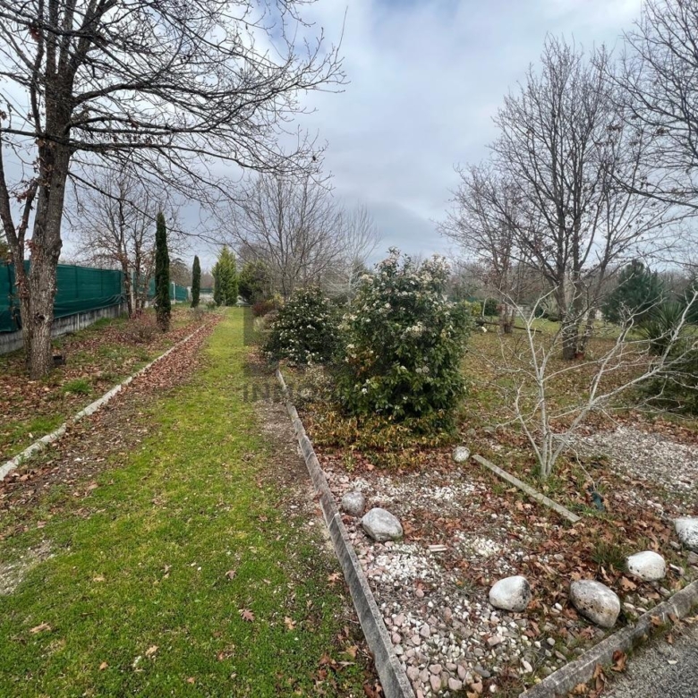 VENTA FINCA CON GALPÓN EN TAPADA DE BOUZAS