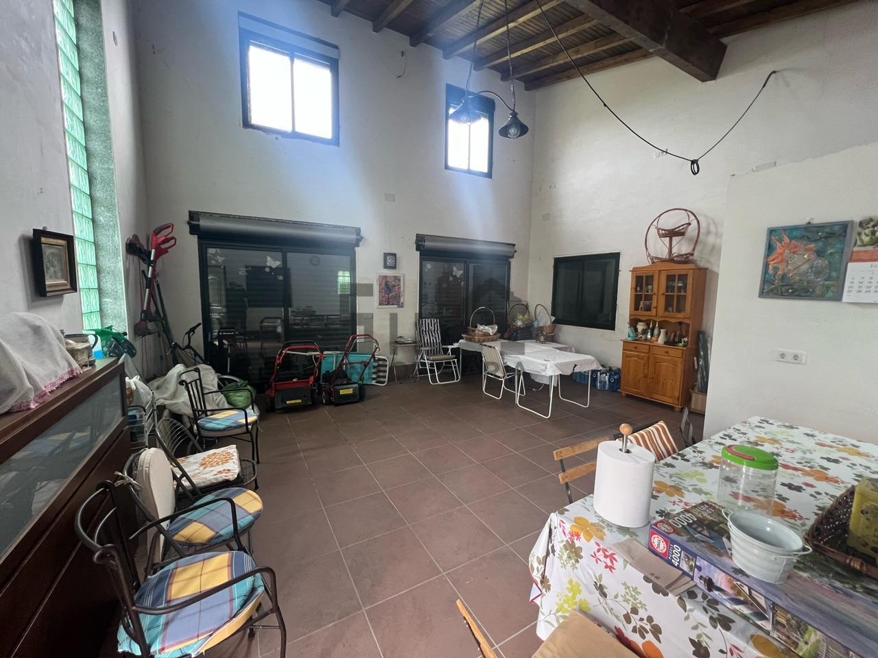 VENTA FINCA CON GALPÓN EN TAPADA DE BOUZAS
