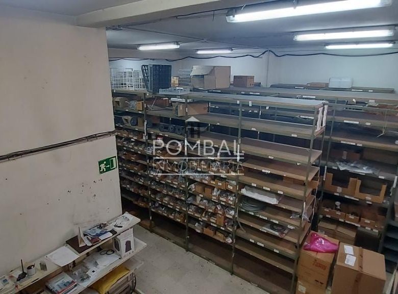 LOCAL COMERCIAL DE 300 m2