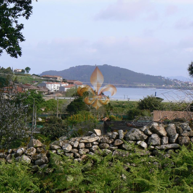 Solar edificable en Bahiña – Baiona – Vistas al mar