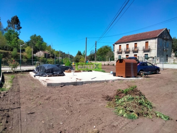 ¡Oportunidad Única en Fornelos de Montes! Terreno Urbano con Proyecto Básico para Vivienda Unifamiliar