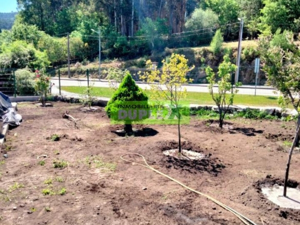 ¡Oportunidad Única en Fornelos de Montes! Terreno Urbano con Proyecto Básico para Vivienda Unifamiliar