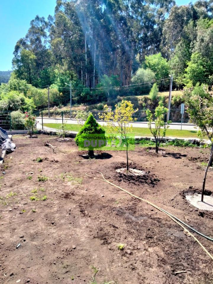 175162354253400009979_174050561602 ¡Oportunidad Única en Fornelos de Montes! Terreno Urbano con Proyecto Básico para Vivienda Unifamiliar