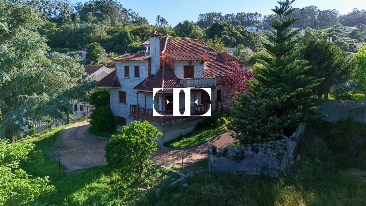 175190217404800041783_175161602774 Oportunidad única: Casa con terreno y vistas en el corazón de Hío.