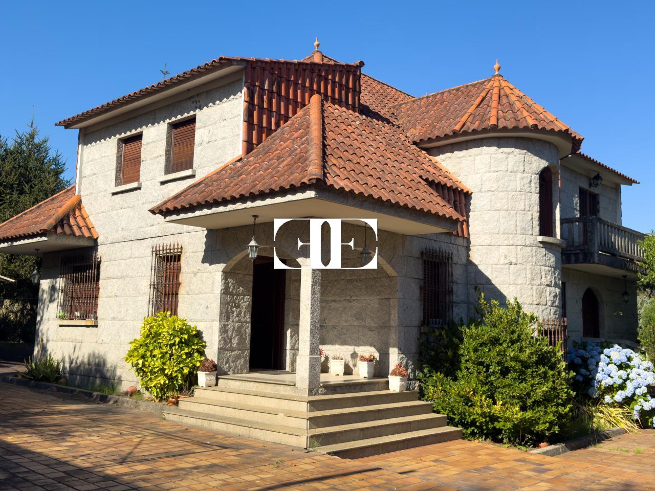 175190217755900041783_175161603240 Oportunidad única: Casa con terreno y vistas en el corazón de Hío.