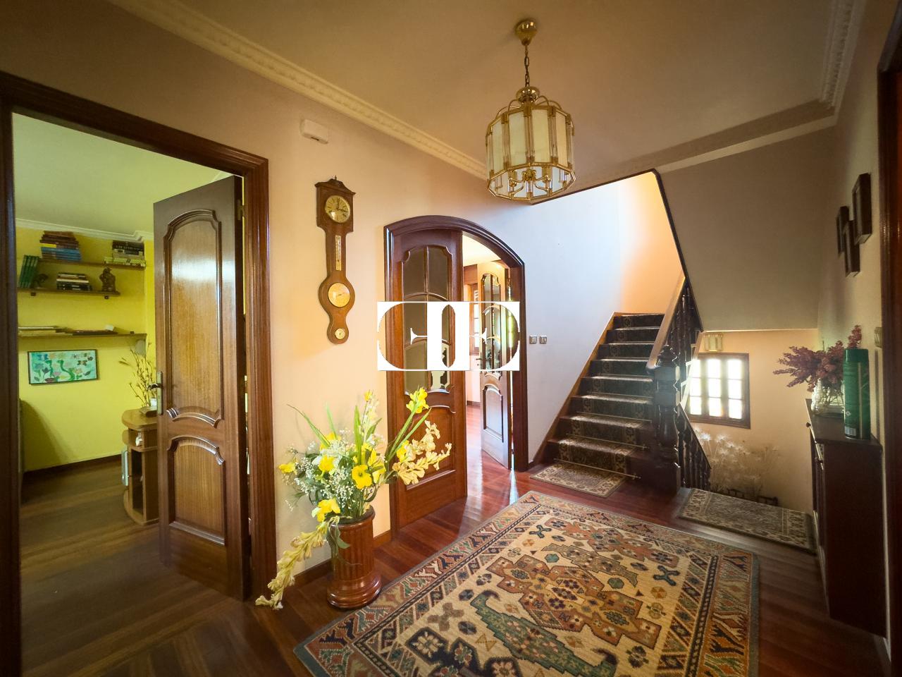 175190218468900041783_175161604655 Oportunidad única: Casa con terreno y vistas en el corazón de Hío.