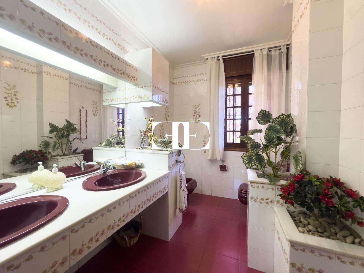 175190218602900041783_175161605001 Oportunidad única: Casa con terreno y vistas en el corazón de Hío.