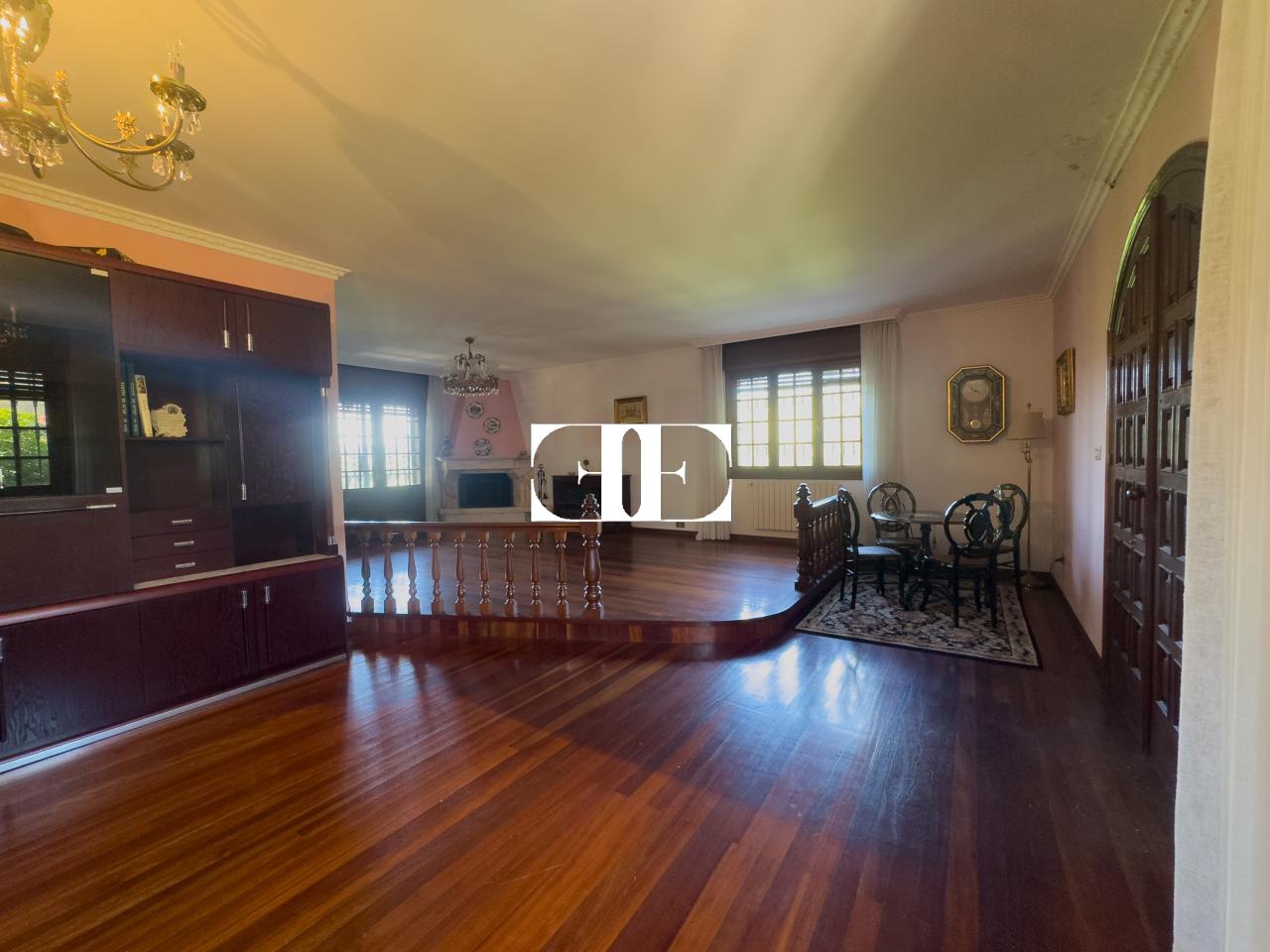 175190218613800041783_175161604869 Oportunidad única: Casa con terreno y vistas en el corazón de Hío.