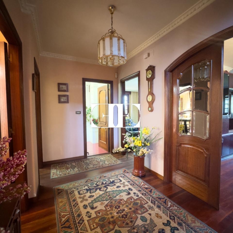 Oportunidad única: Casa con terreno y vistas en el corazón de Hío.
