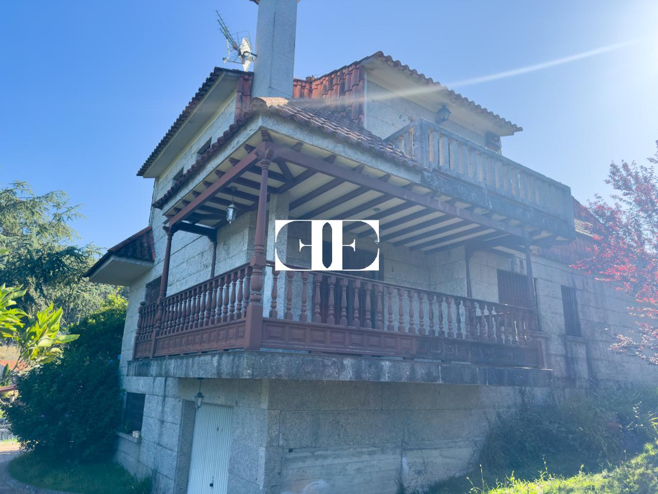 175190221620500041783_175161610452 Oportunidad única: Casa con terreno y vistas en el corazón de Hío.