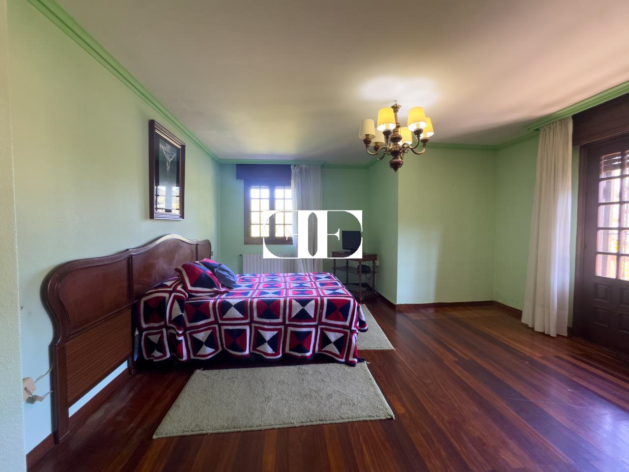 175190222127400041783_175161612355 Oportunidad única: Casa con terreno y vistas en el corazón de Hío.