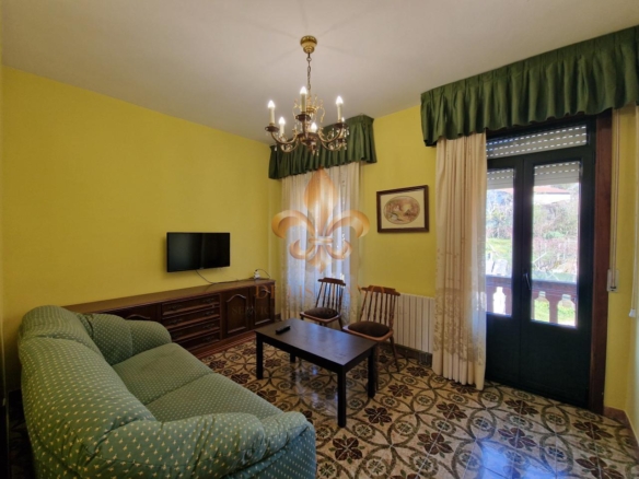 Venta de inmueble en Gondomar con uso mixto: residencial y hostelero.