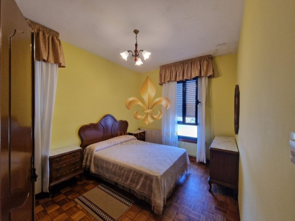 Venta de inmueble en Gondomar con uso mixto: residencial y hostelero.
