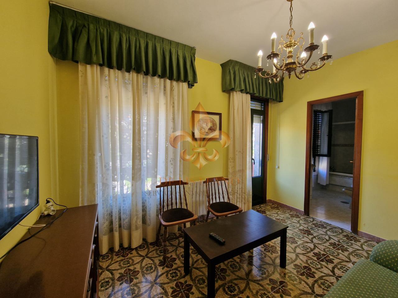 Venta de inmueble en Gondomar con uso mixto: residencial y hostelero.