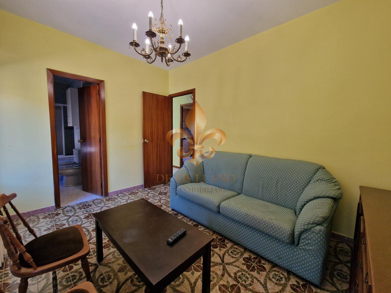 Venta de inmueble en Gondomar con uso mixto: residencial y hostelero.